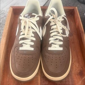 Nike Men's Brown and Cream Sneakers